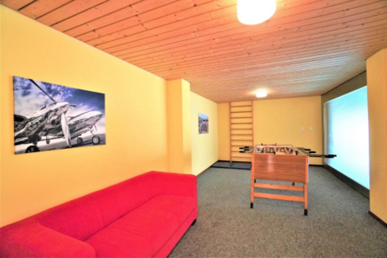 Lovely 1-Bedroom Vacation Studio Apartment With Pool And Sauna Laax Extérieur photo